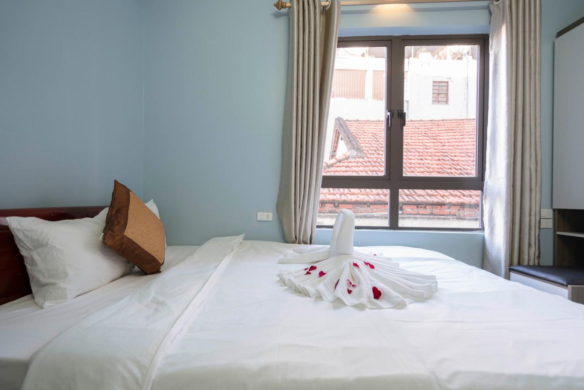 Ha Long Fancy Hostel With Vegetarian And Vegan Restaurant Esterno foto
