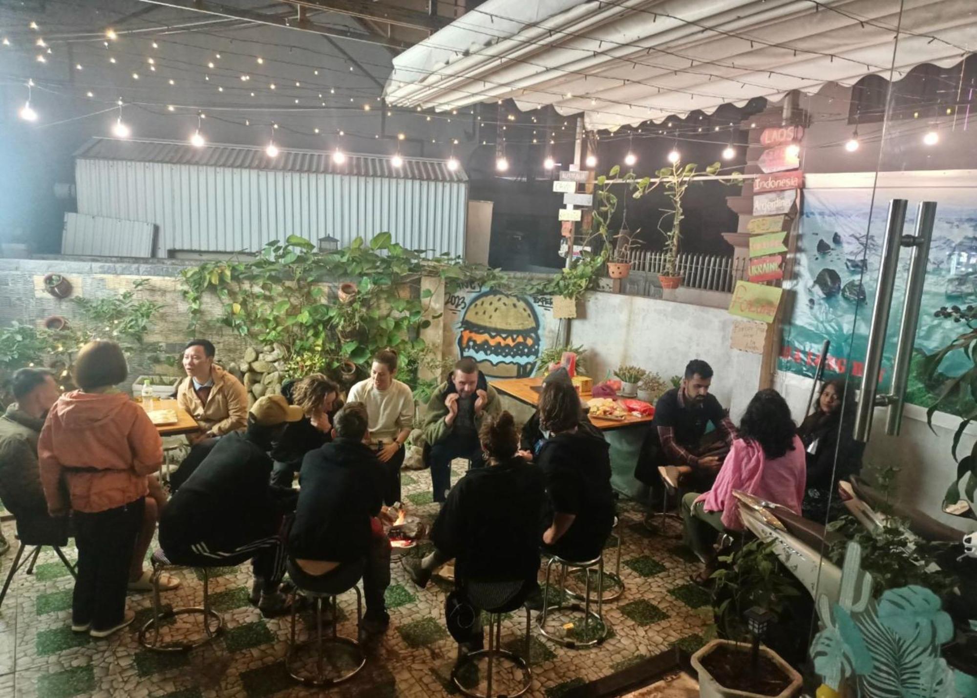 Ha Long Fancy Hostel With Vegetarian And Vegan Restaurant Esterno foto