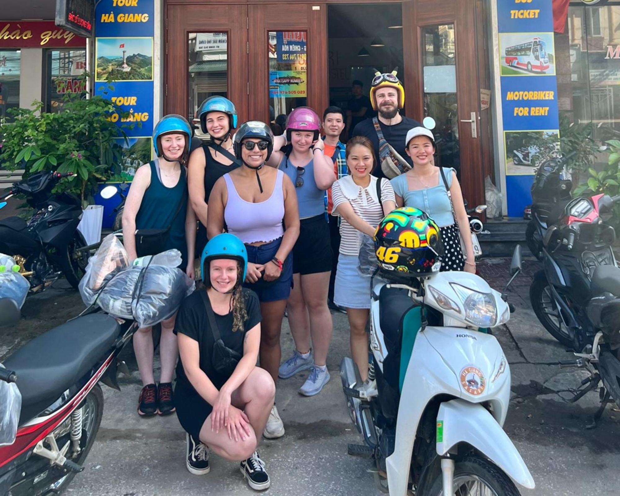 Ha Long Fancy Hostel With Vegetarian And Vegan Restaurant Esterno foto