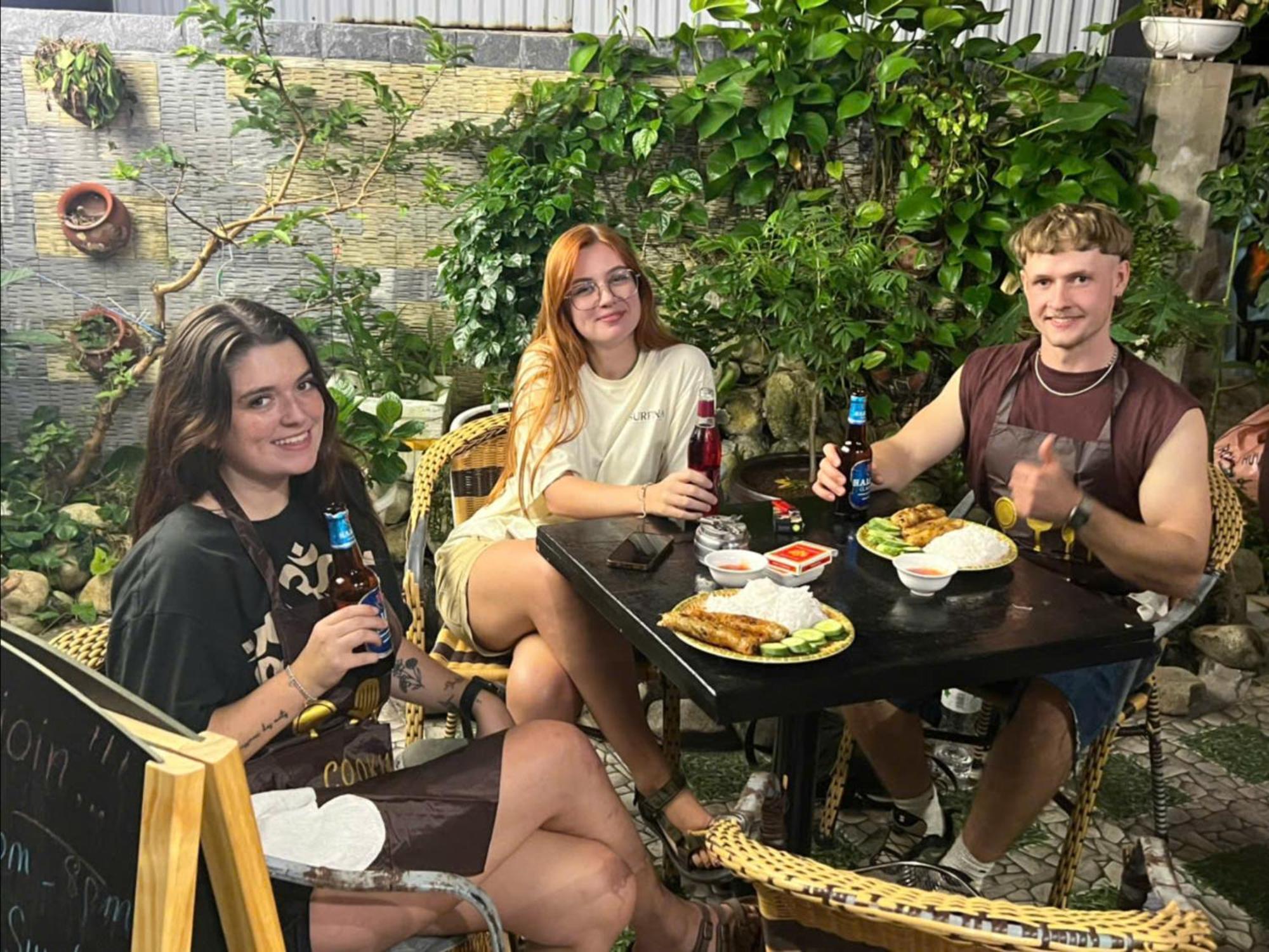 Ha Long Fancy Hostel With Vegetarian And Vegan Restaurant Esterno foto