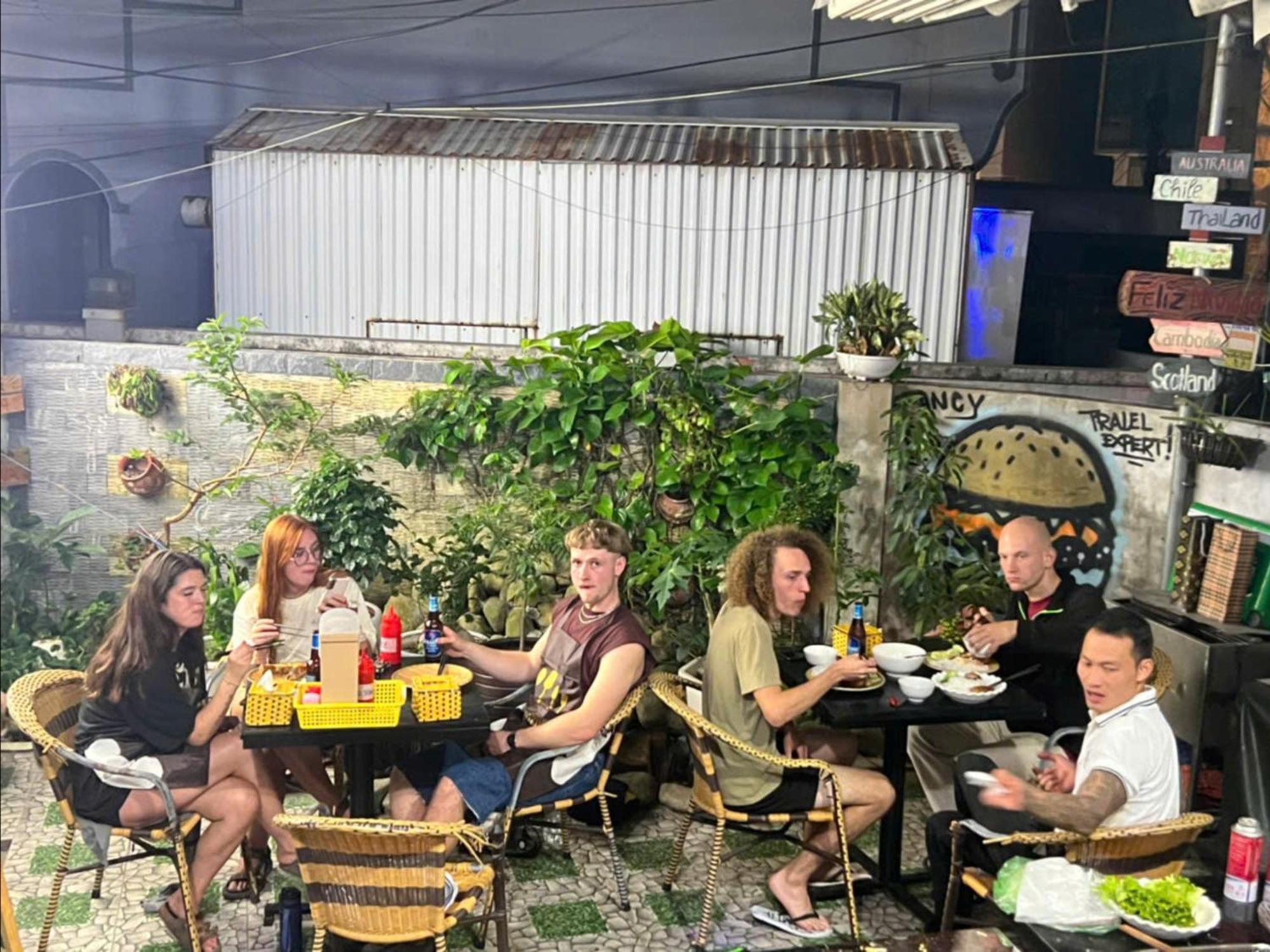Ha Long Fancy Hostel With Vegetarian And Vegan Restaurant Esterno foto
