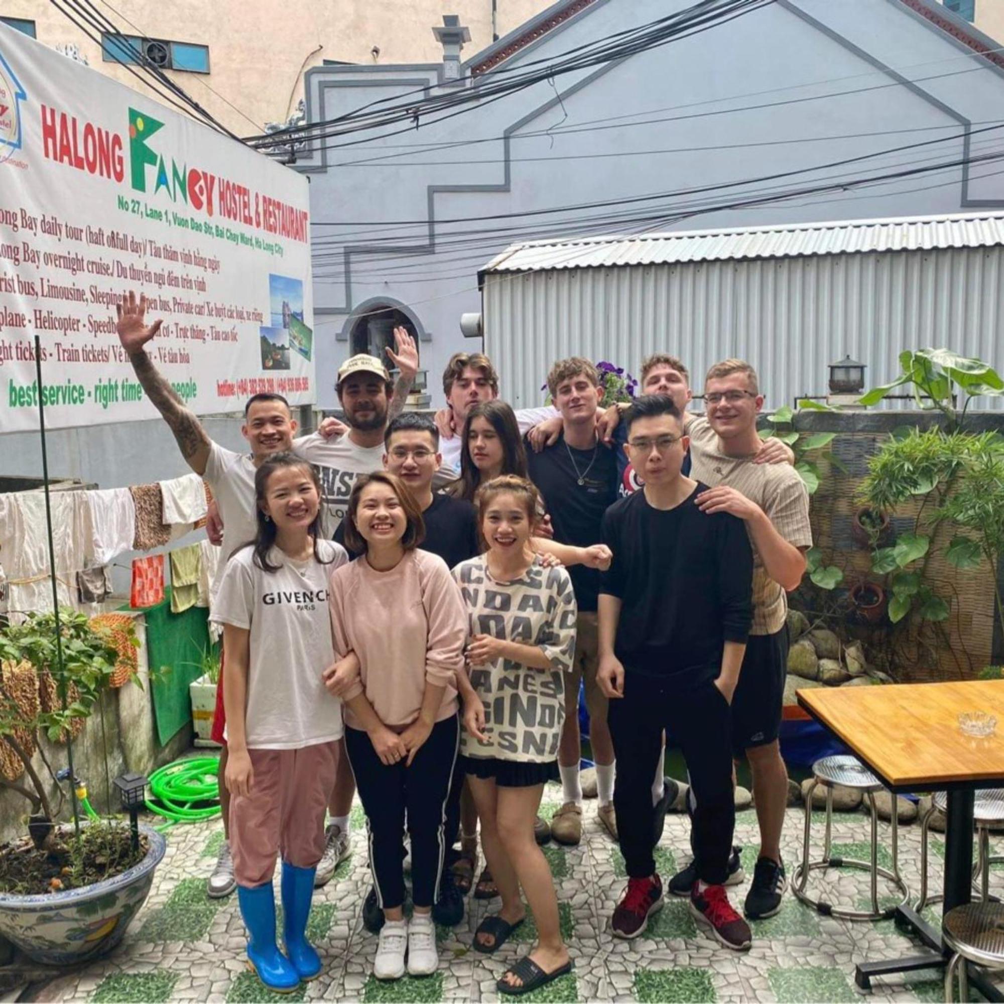 Ha Long Fancy Hostel With Vegetarian And Vegan Restaurant Esterno foto